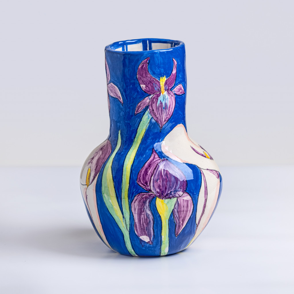 Ceramic vase with callas and lilies on cobalt blue background, handmade and painted in a unique style by Spanish artist Maite Morell.